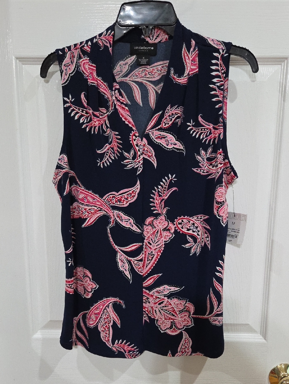Liz Claiborne Navy Sleeveless V-Neck Camisole with Pink Paisley Print